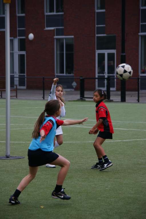 Korfbal E2 10 oktober-4.JPG